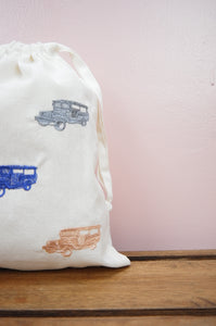 Jeepney on Light Canvas Medium Drawstring Pouch