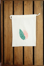 Assorted Leaves on Light Canvas Medium Drawstring Pouch