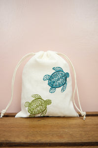 Turtles on Light Canvas Mini Drawstring Pouch