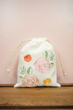 Roses in Bloom on Light Canvas Mini Drawstring Pouch