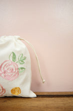 Roses in Bloom on Light Canvas Mini Drawstring Pouch