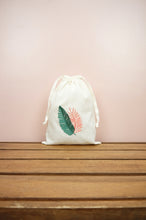 Assorted Leaves on Light Canvas Medium Drawstring Pouch