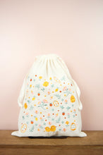 Easter Chicks on Light Canvas Medium Drawstring Pouch