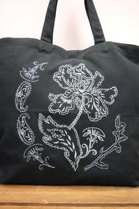 Savannah on Black Canvas Shopping Tote