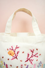 Garden on Natural Canvas Small Handbag