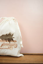 Jeepney with Tree on Light Canvas Medium Drawstring Pouch