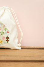 Mini Tree with Ornaments on Light Canvas Mini Drawstring Pouch