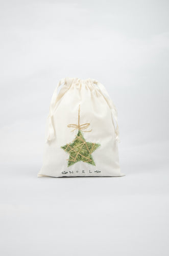 Christmas Star on Light Canvas Medium Drawstring Pouch